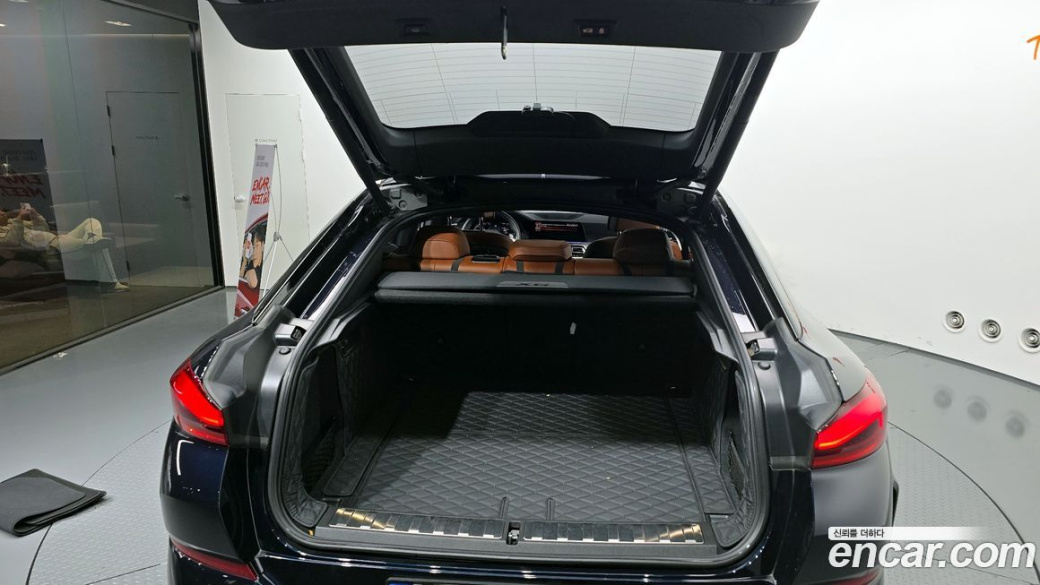 BMW X6 xDrive40i M Sport, 2022