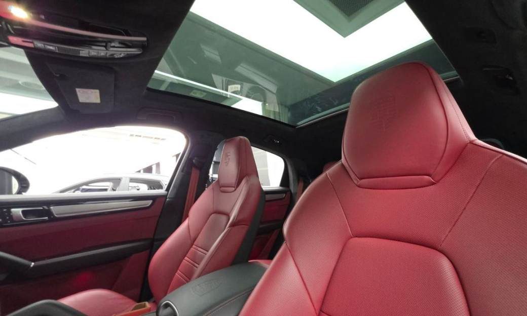 Porsche Cayenne 3.0 COUPE PLATINUM EDITION, 2023