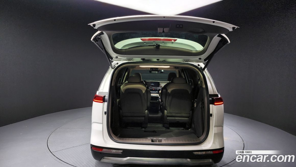 Kia Carnival 9-Seater Noblesse, 2022