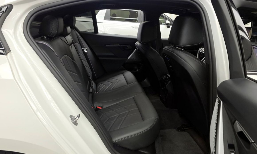 BMW 5-Series 520i Special Edition, 2024