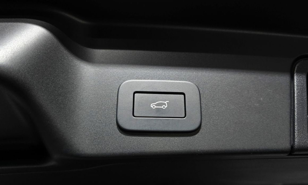 Land Rover Range Rover Evoque P250 Dynamic SE, 2024