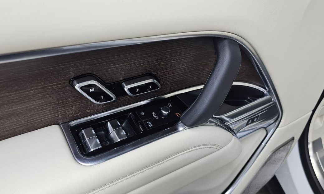 Land Rover Range Rover P530 Autobiography, 2023