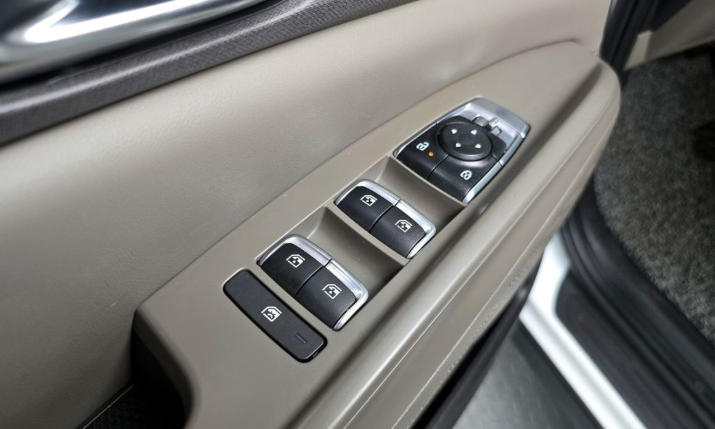Kia Carnival 9-Seater Noblesse, 2025