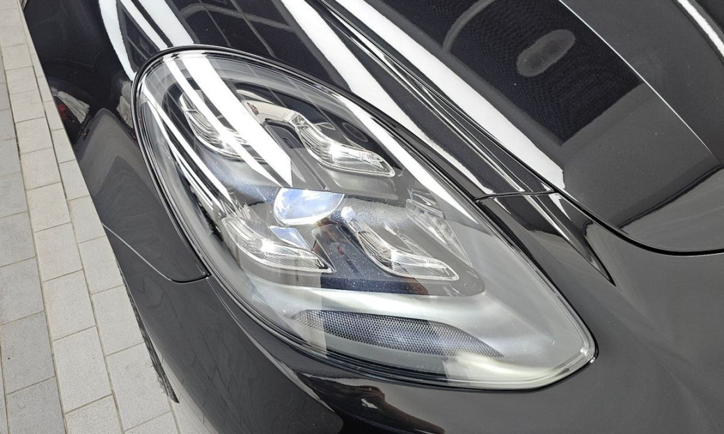 Porsche Panamera 4.0 GTS, 2023
