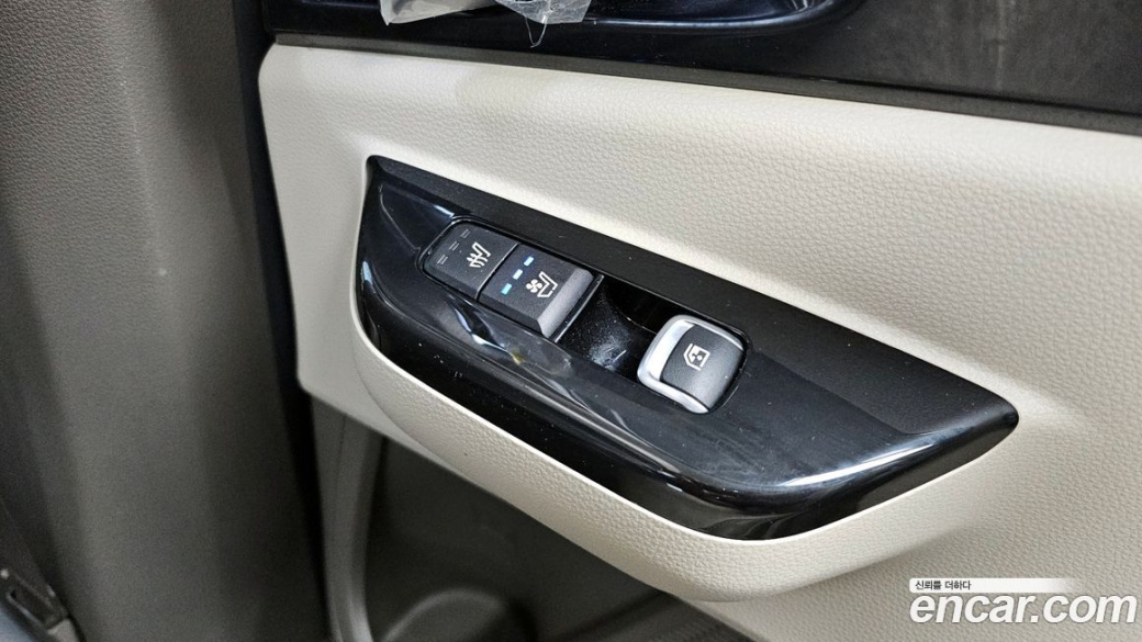 Kia Carnival 9-Seater Signature, 2022