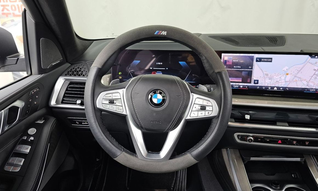 BMW X7 xDrive 40i Design Pure Excellence 7-Seater, 2024