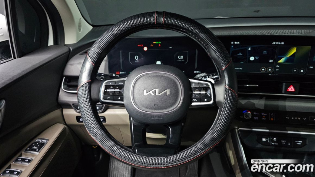 Kia Carnival 9-Seater Noblesse, 2024