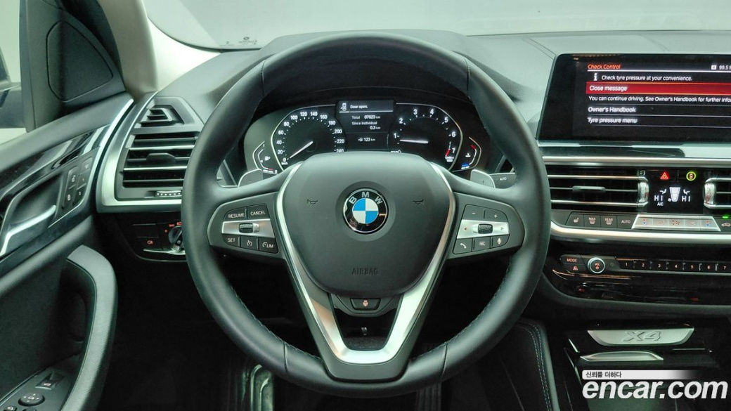 BMW X4 xDrive30i, 2022