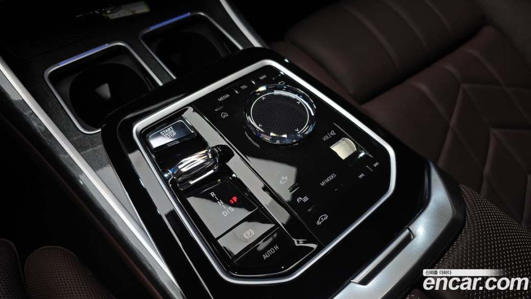 BMW 7-Series 740i sDrive M Sport, 2023