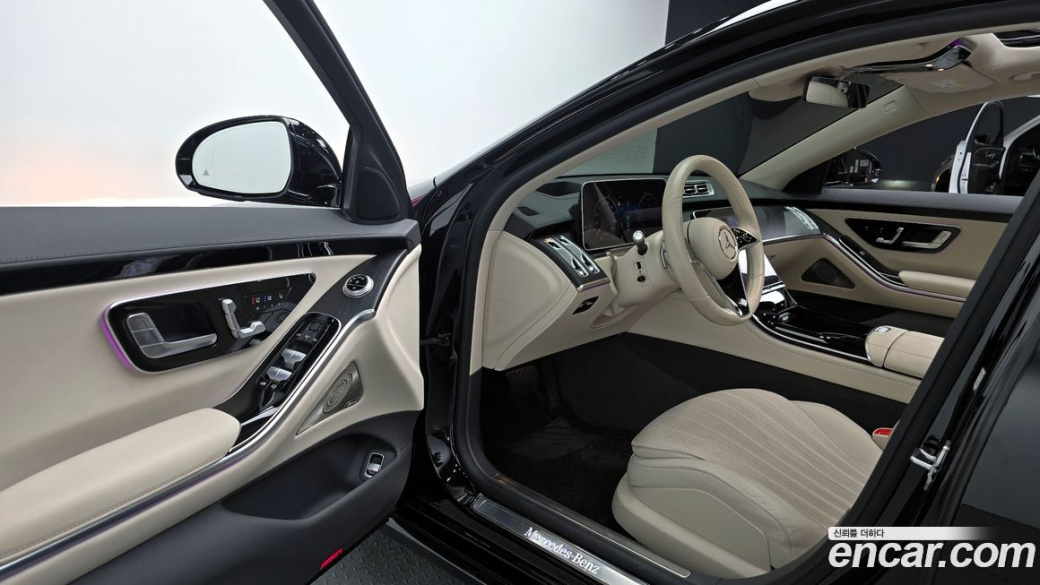 Mercedes-Benz S-Class S350 d, 2022