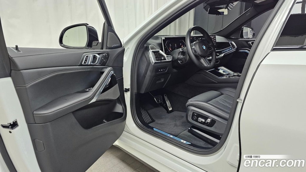 BMW X6 xDrive40i M Sport, 2025
