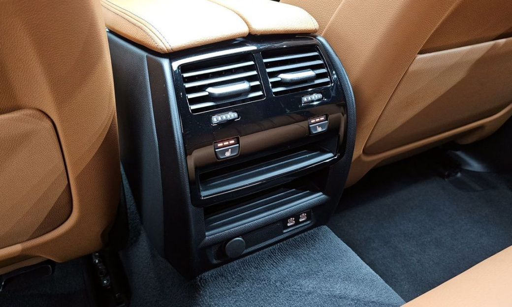 BMW 5-Series 520i M Sport, 2023