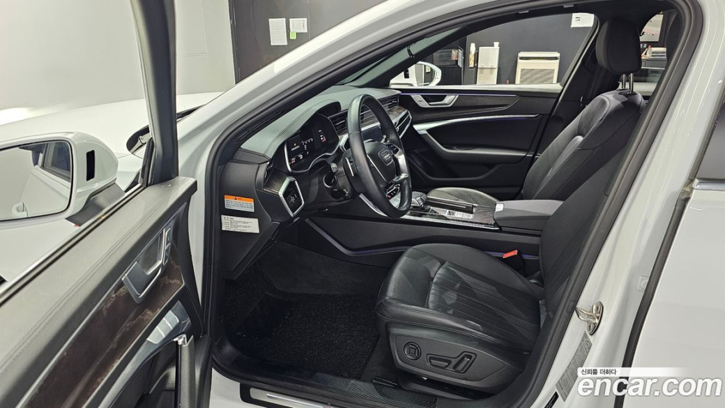Audi A6 45 TFSI Premium, 2023