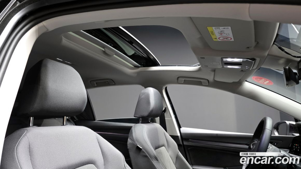 Volkswagen Golf 2.0 TDI Prestige, 2024