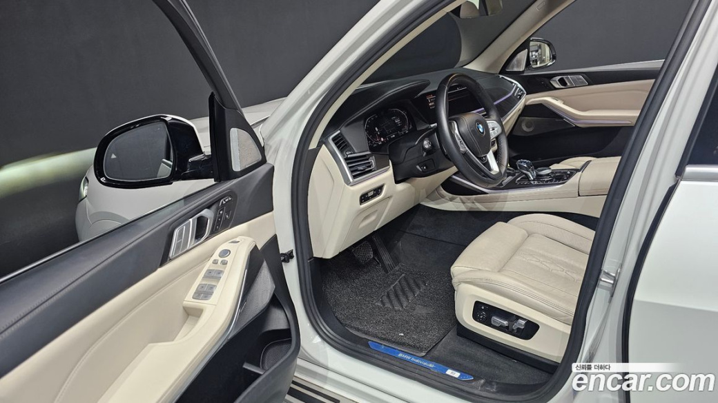 BMW X7 xDrive 40i Design Pure Excellence 7-Seater, 2022