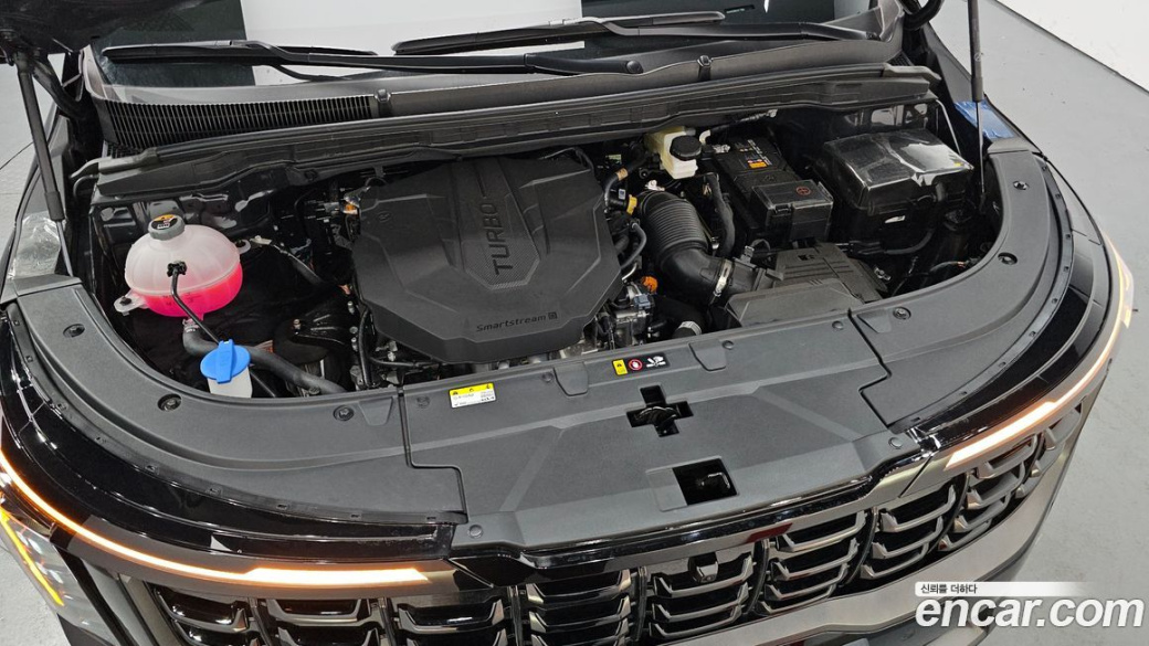 Kia Carnival 7-Seater Gravity, 2025
