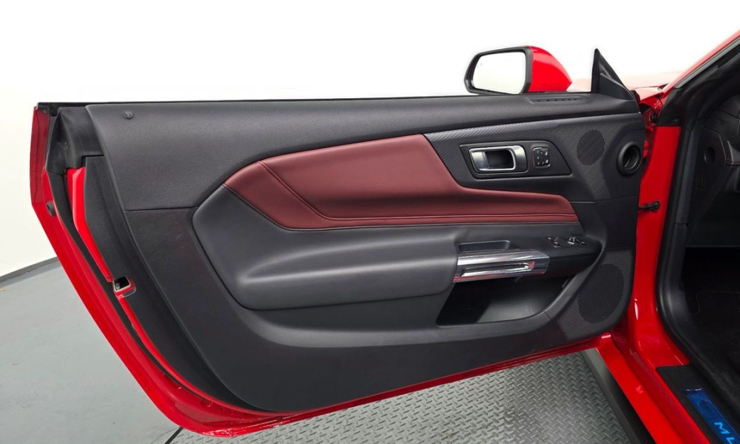 Ford Mustang 2.3 EcoBoost Premium Coupe, 2025