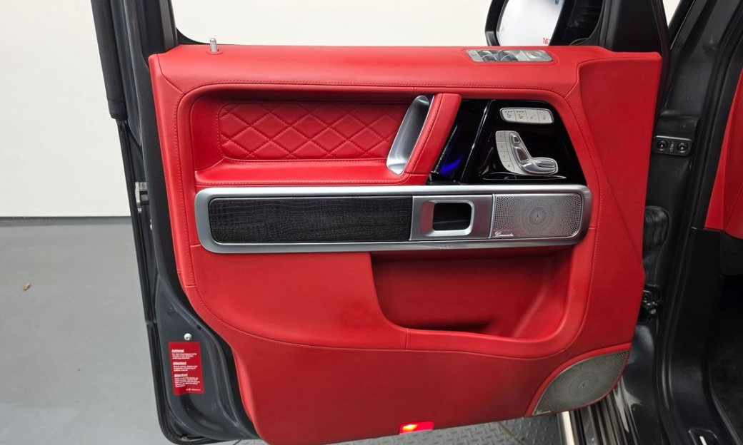 Mercedes-Benz G-Class AMG G63 Manufaktur, 2023