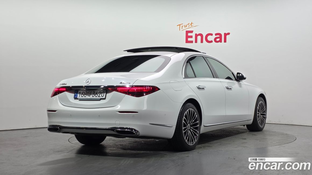 Mercedes-Benz S-Class S450 d 4MATIC, 2024