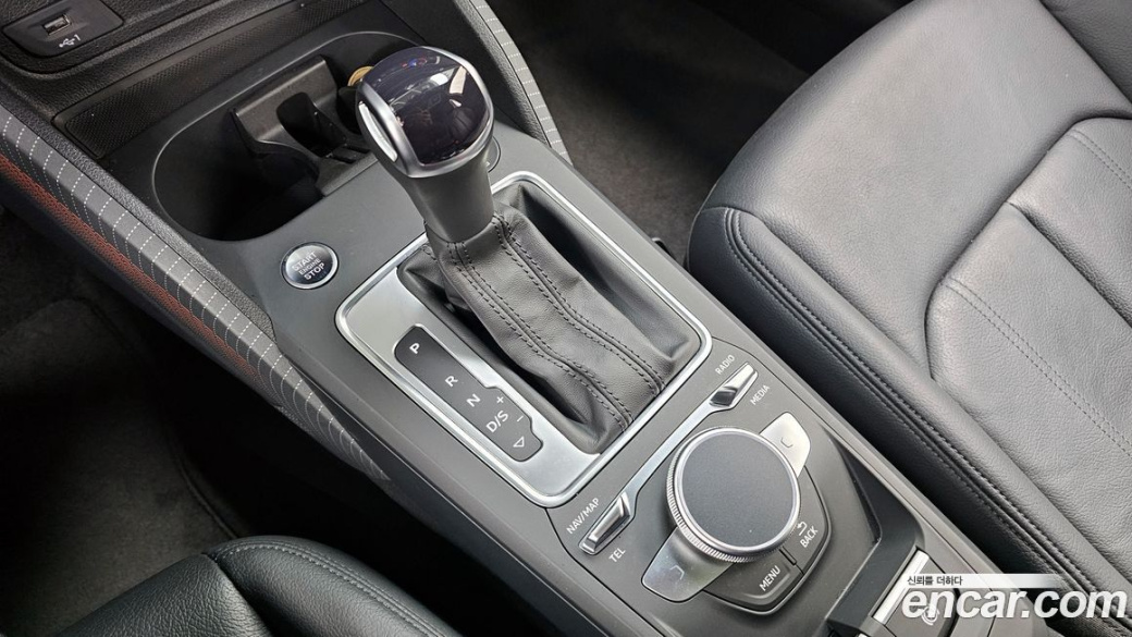 Audi Q2 35 TDI Premium, 2023
