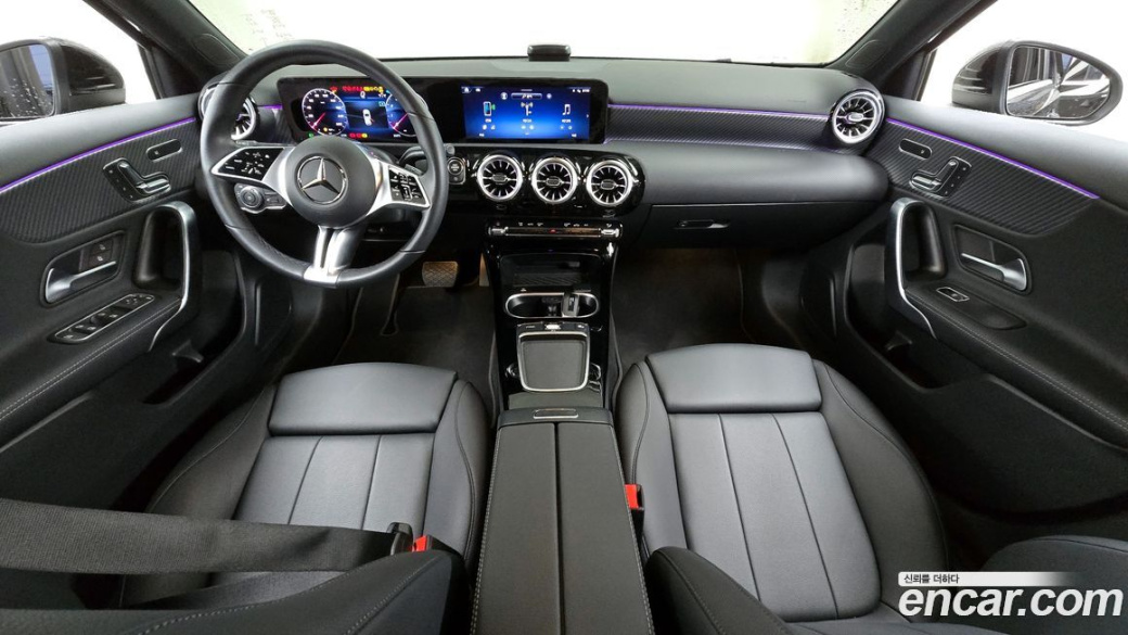 Mercedes-Benz A-Class A220 Hatchback, 2025