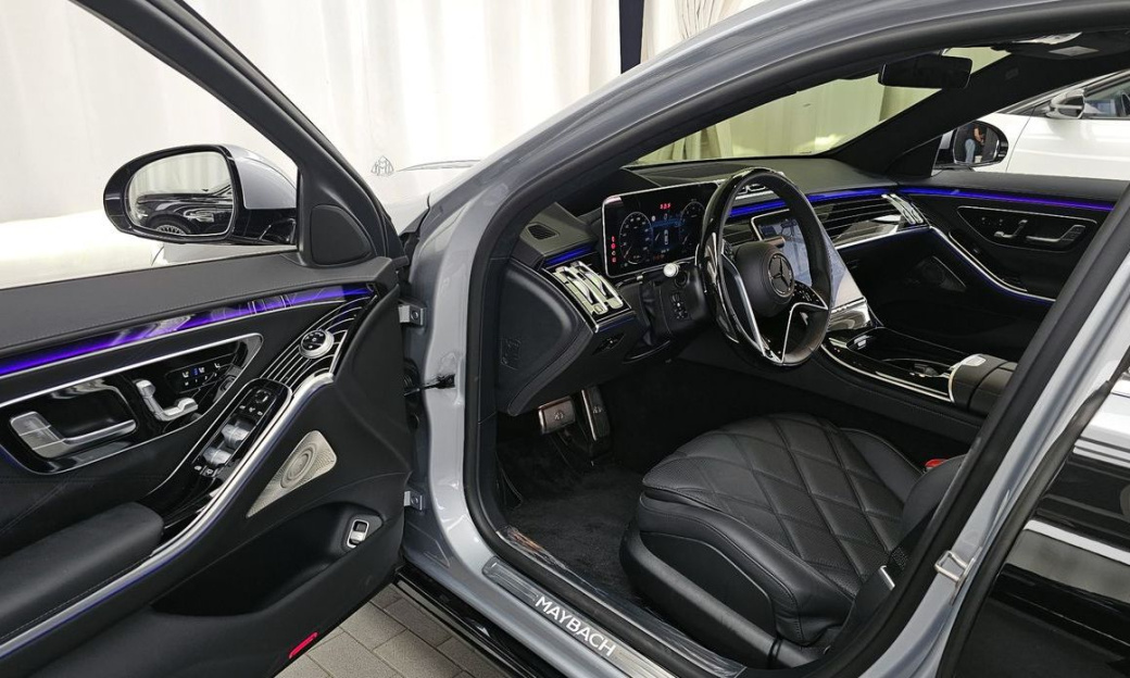 Mercedes-Benz S-Class Maybach S580 4MATIC, 2024
