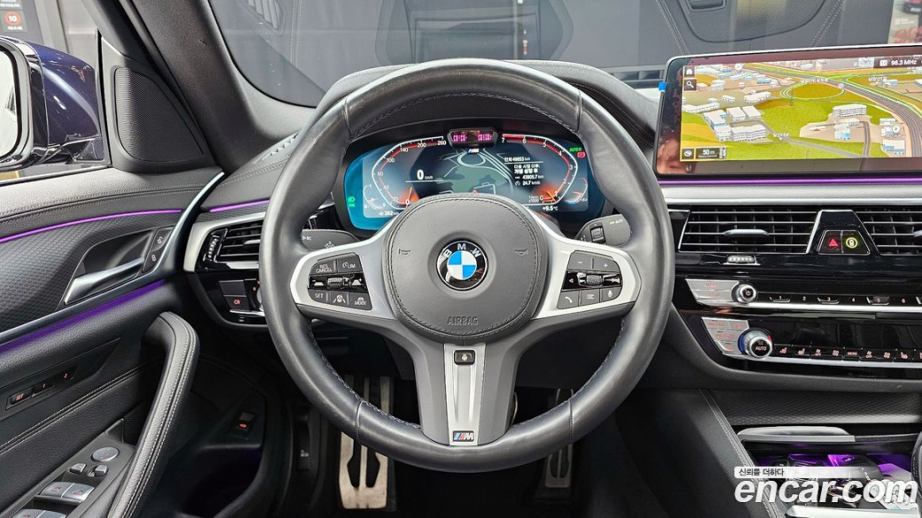 BMW 5-Series 520i M Sport, 2023