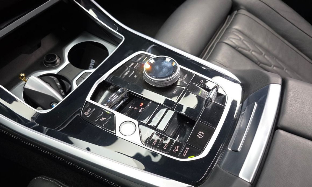 BMW X5 xDrive 40i M Sport, 2025
