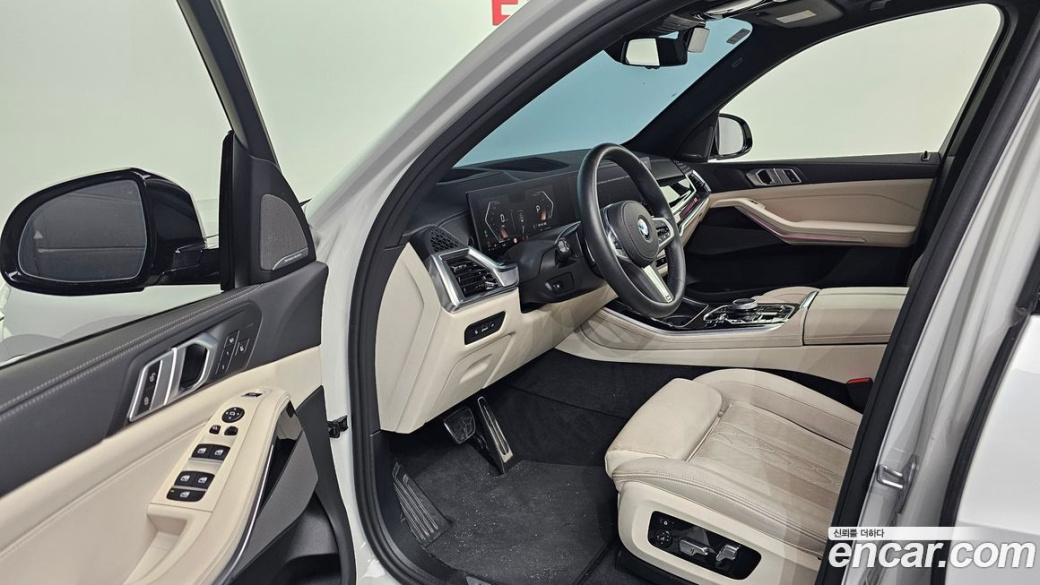 BMW X5 xDrive 40i M Sport, 2025