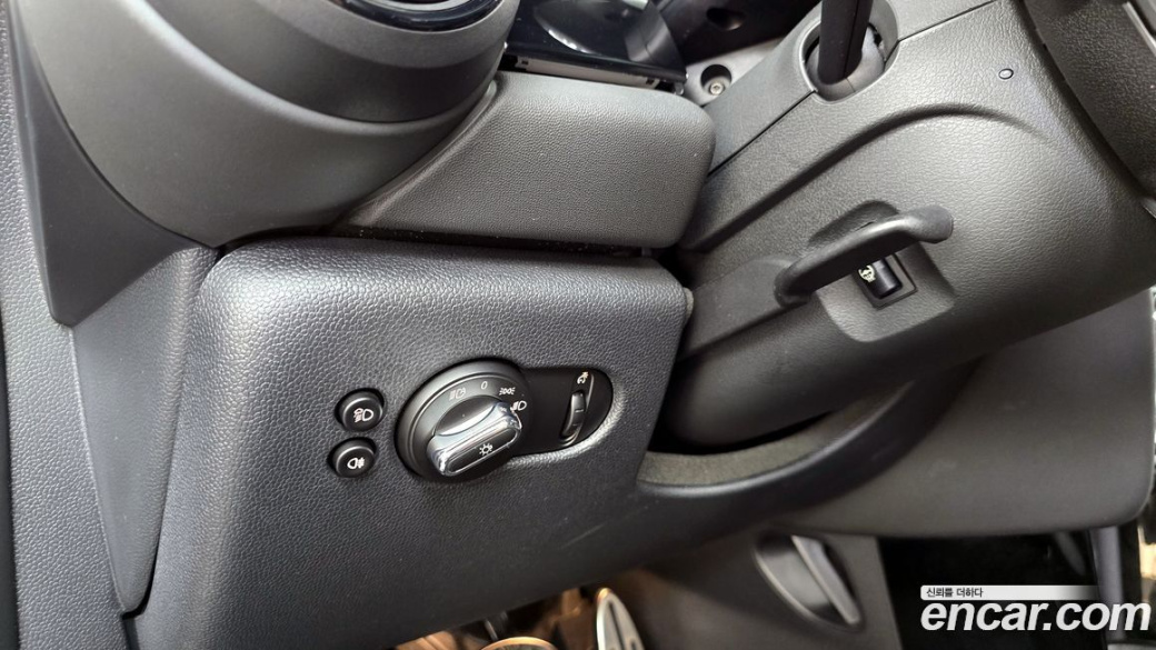 Mini Cooper JCW, 2022