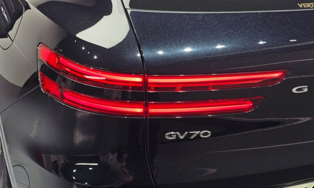 Genesis GV70 2.5T Gasoline 2WD, 2025