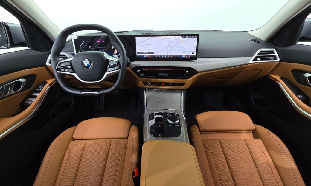 BMW 3-Series 320i, 2025