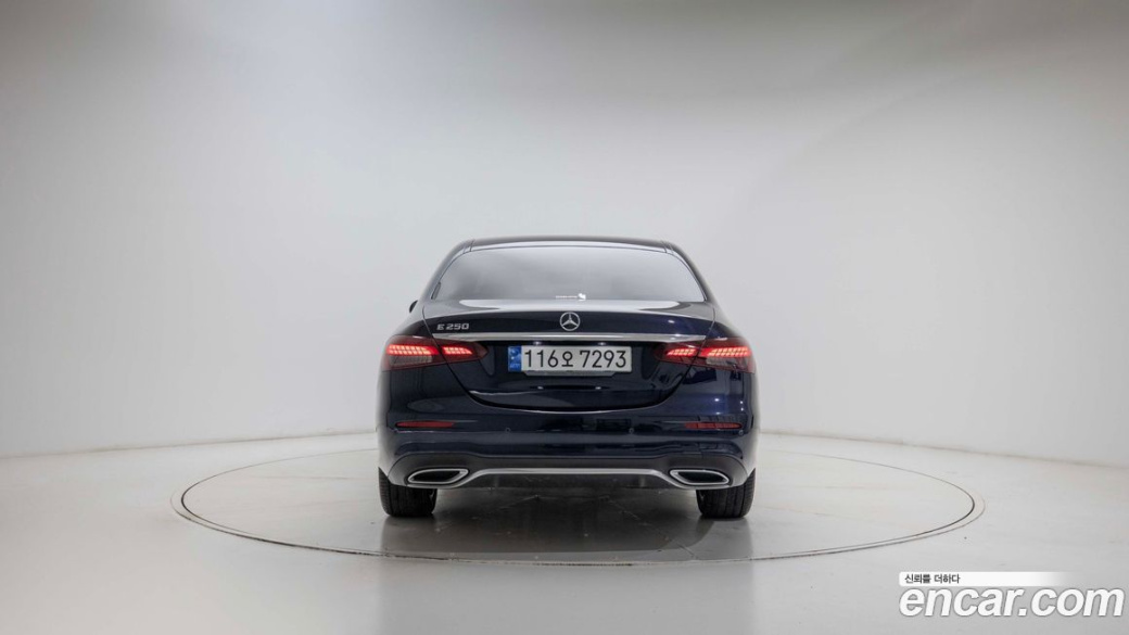 Mercedes-Benz E-Class E250 AMG Line, 2023