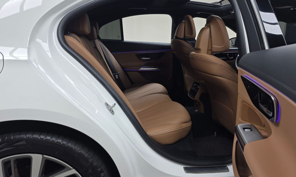 Mercedes-Benz E-Class E220d 4MATIC Exclusive, 2024