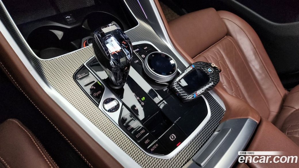 BMW X6 xDrive40i M Sport, 2022