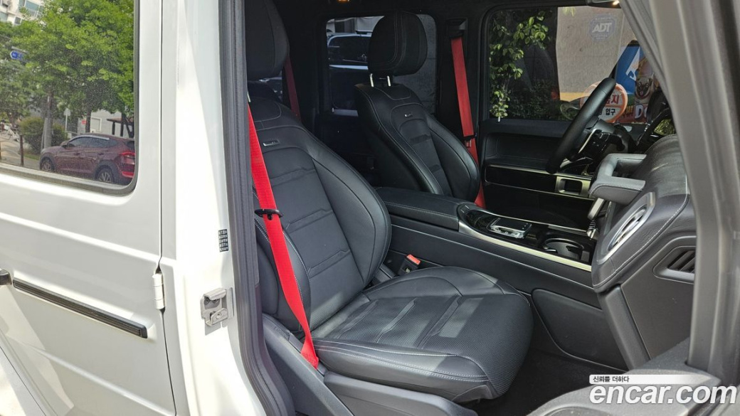 Mercedes-Benz G-Class AMG G63, 2025