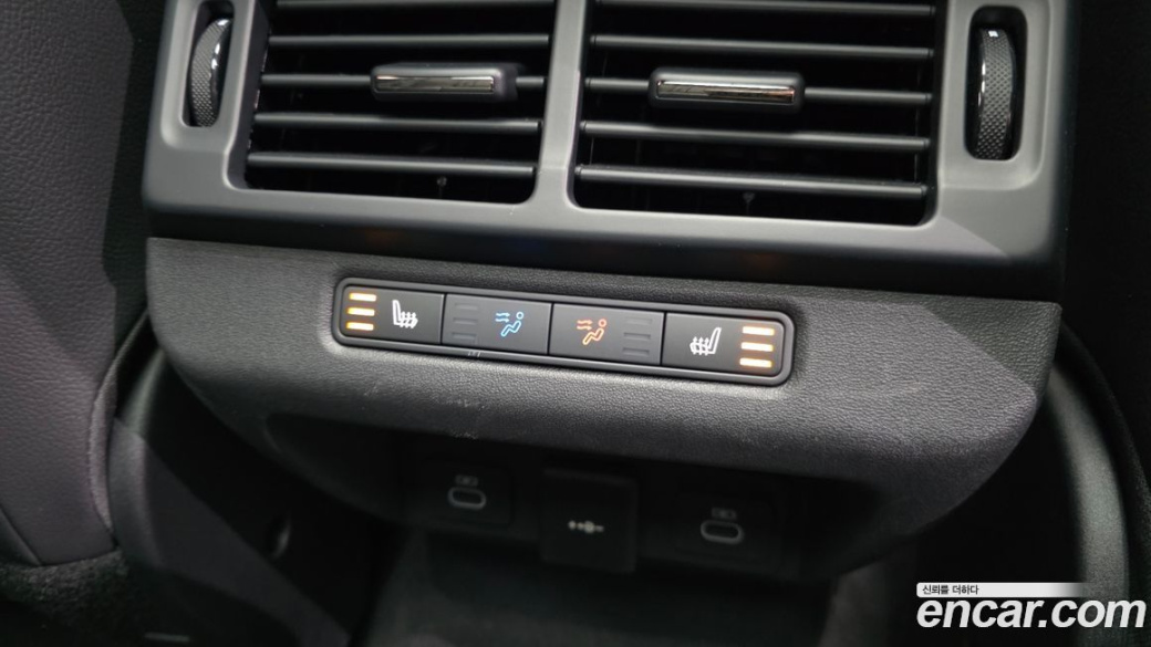 Land Rover Range Rover Evoque P250 Dynamic SE, 2025