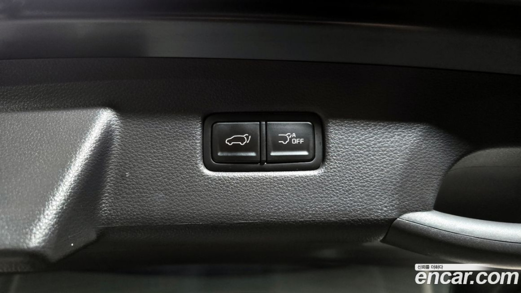 Kia Carnival 9-Seater Signature, 2022