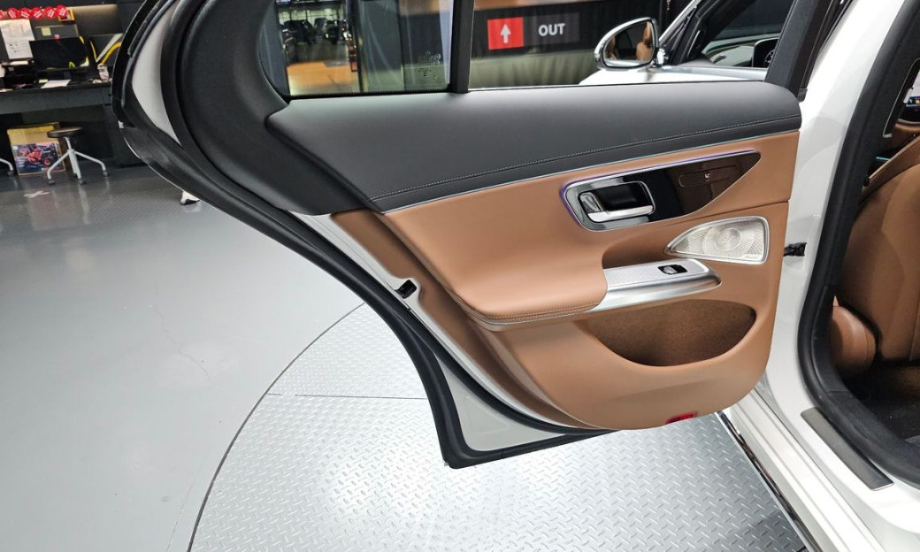 Mercedes-Benz E-Class E450 4MATIC Exclusive, 2024