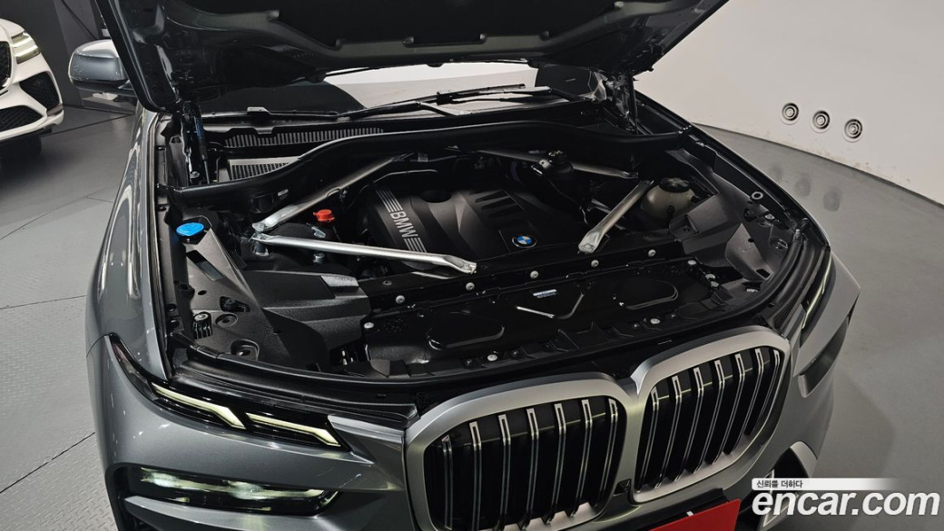 BMW X7 xDrive 40d Design Pure Excellence 7-Seater, 2024