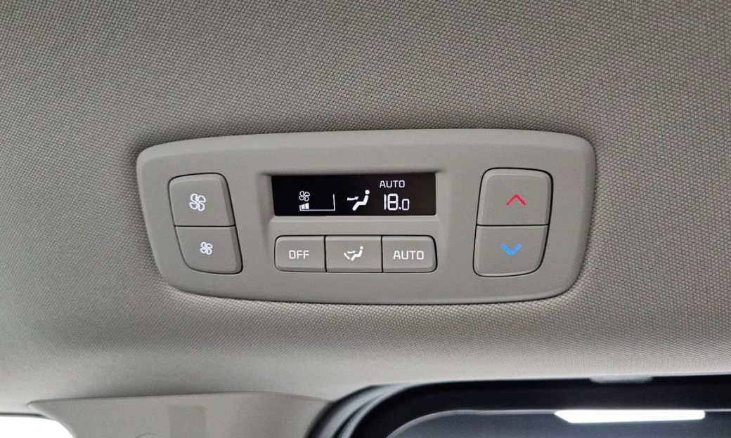 Kia Carnival 9-Seater Prestige, 2025