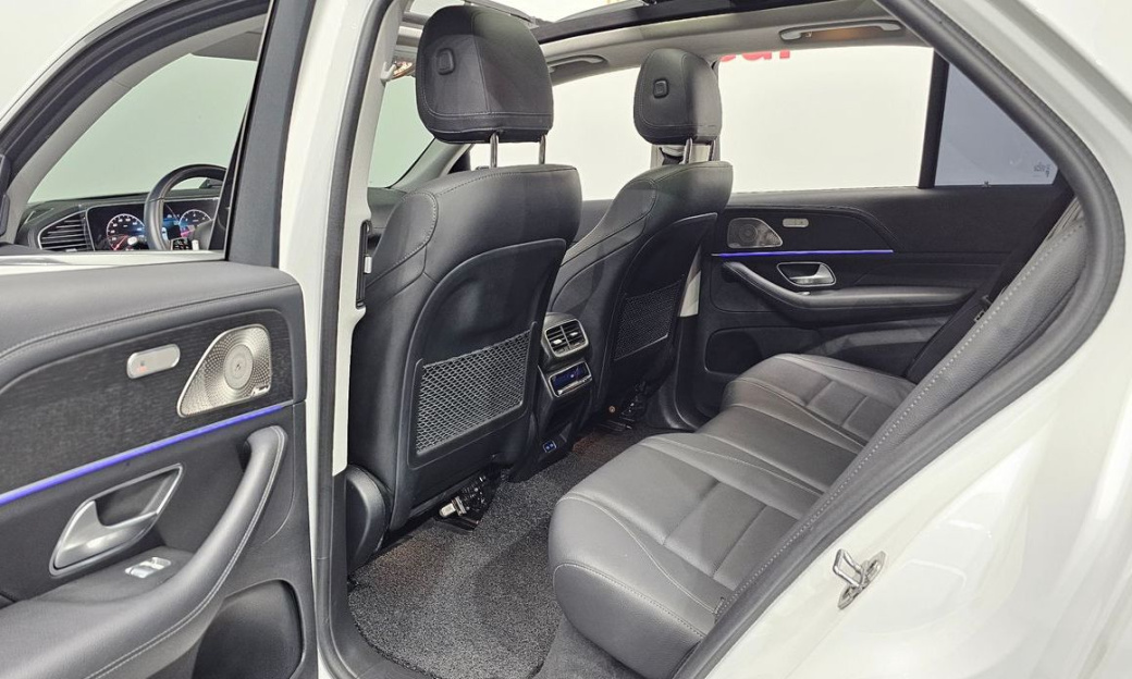 Mercedes-Benz GLE-Class GLE300d 4MATIC, 2024