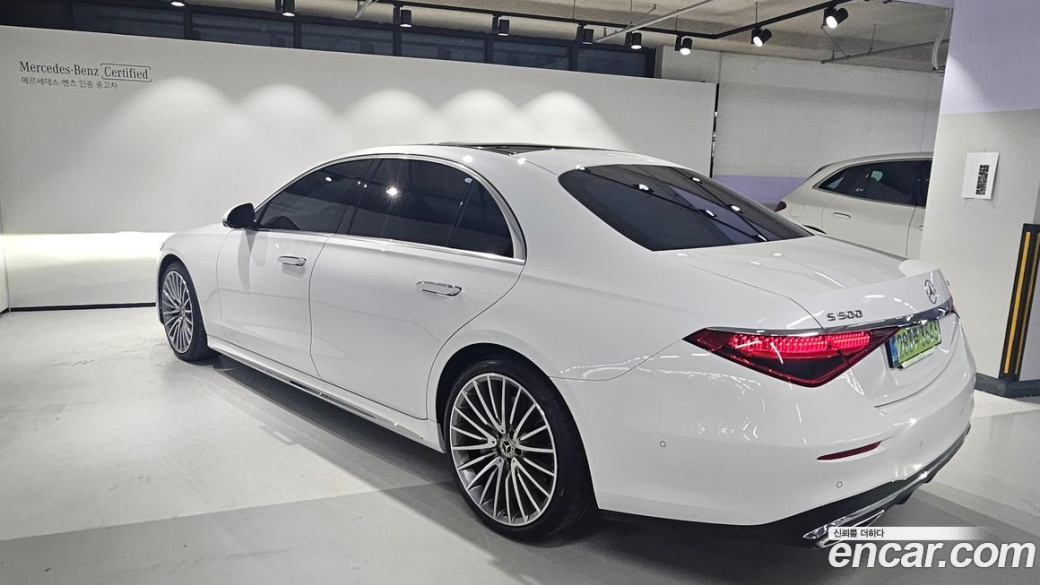Mercedes-Benz S-Class S500L 4MATIC, 2025