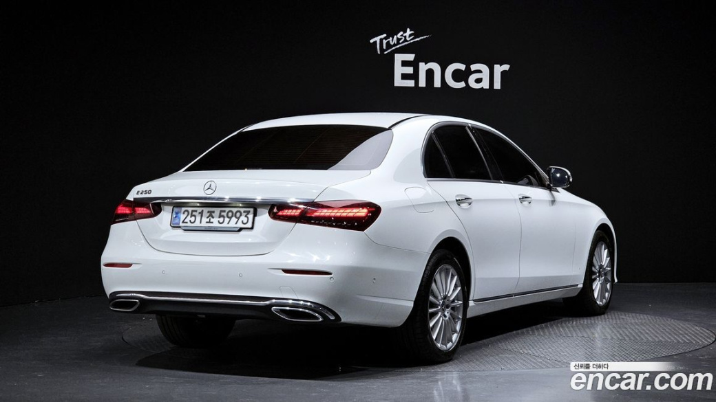 Mercedes-Benz E-Class E250 Exclusive, 2023