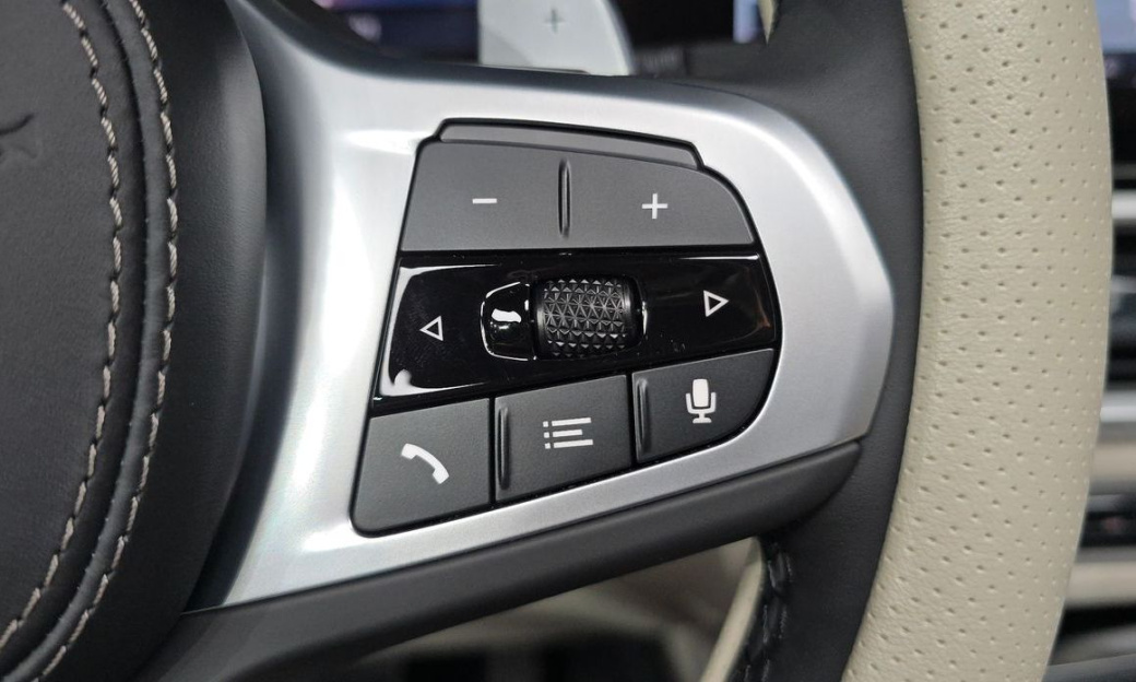 BMW X5 xDrive 40i M Sport, 2025