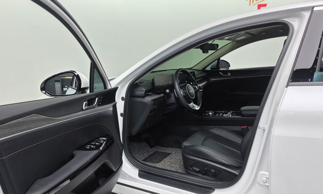 Kia K5 2.0, 2025