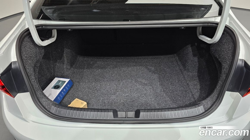 Volkswagen Jetta 1.5 TSI Prestige, 2023