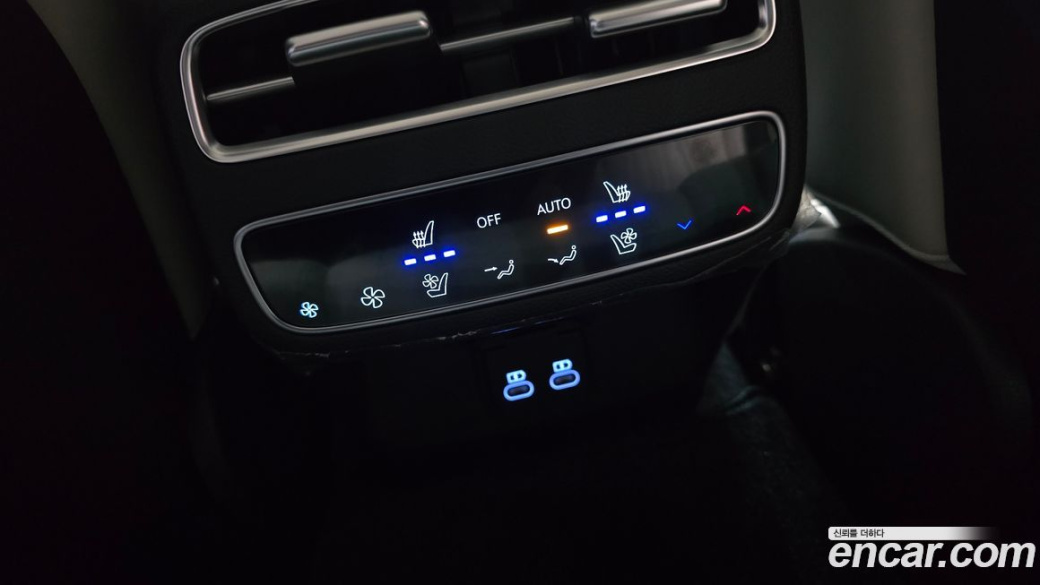 Genesis GV70 2.5T Gasoline 2WD, 2025