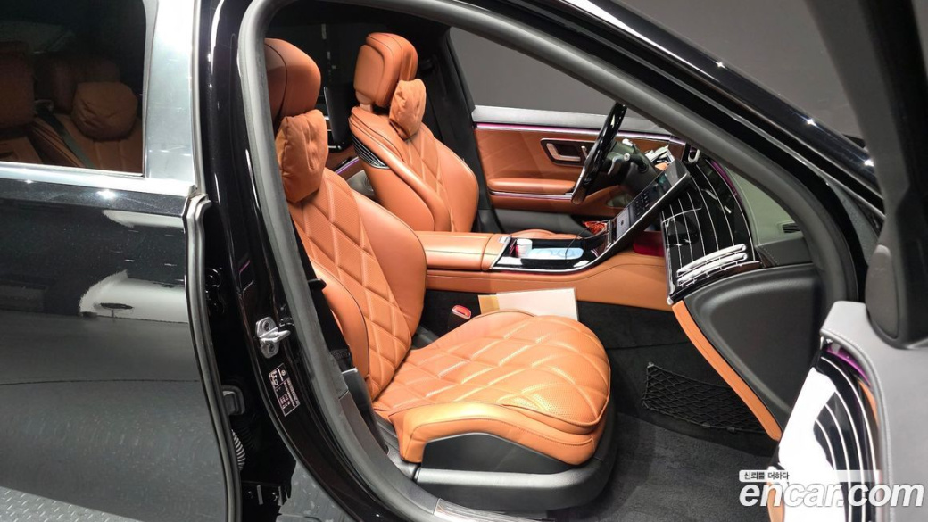 Mercedes-Benz S-Class Maybach S580 4MATIC, 2021