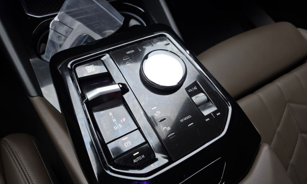 BMW 5-Series 520i M Sport, 2024